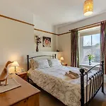 2 Bed In Oc-w31066 אינגלטון